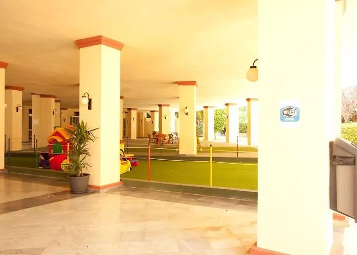 Varios Romana Playa Elviria Марбелья