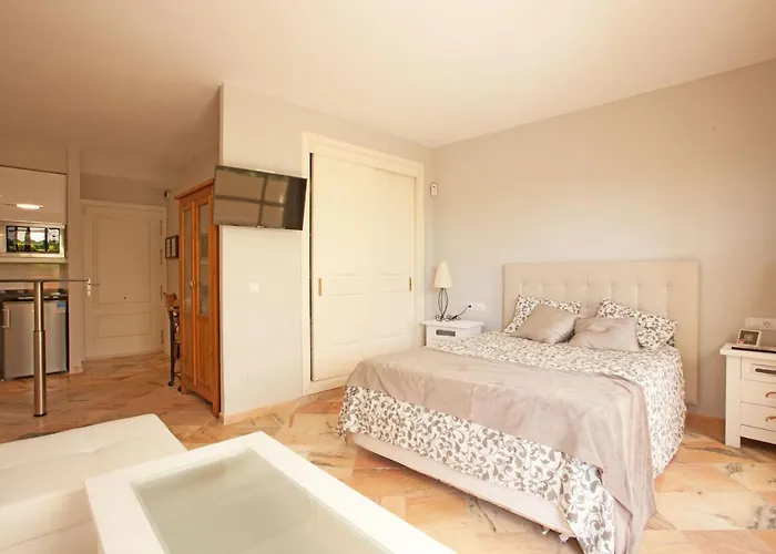 Апартаменты Varios Romana Playa Elviria