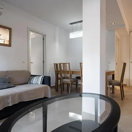 Varios Romana Playa Elviria * Μαρμπέλλα
